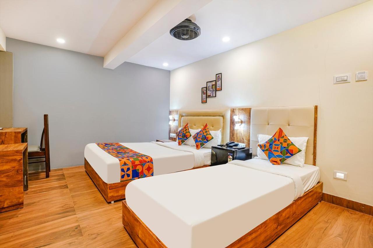 Hotel Z-A-R-A Park Goregaon West Bombay Eksteriør billede