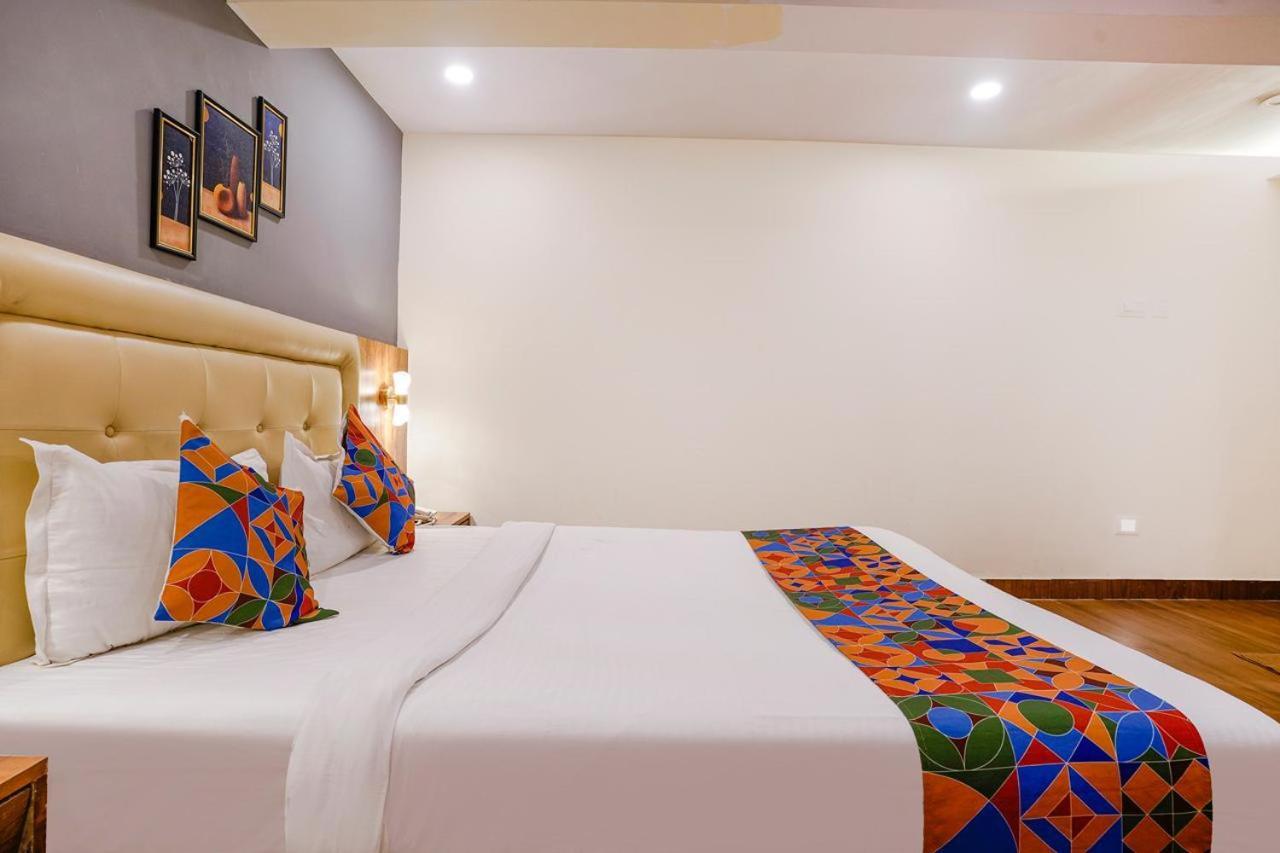 Hotel Z-A-R-A Park Goregaon West Bombay Eksteriør billede